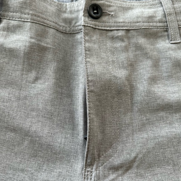 O’Neill hybrid shorts. Grey, men’s size 38. NWT - Picture 2 of 10